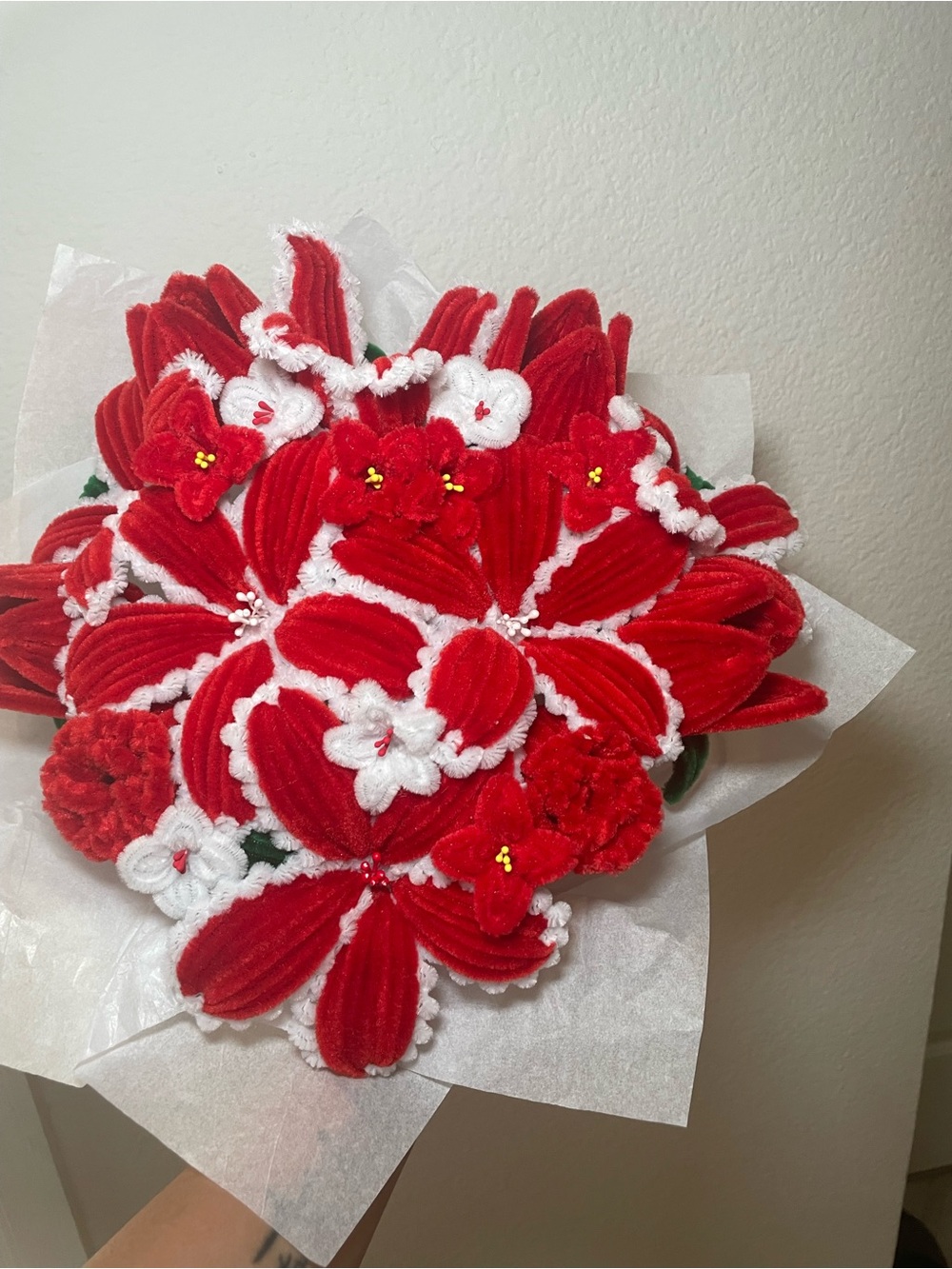 Handmade red & white pipe cleaner flower bouquet- one dozen